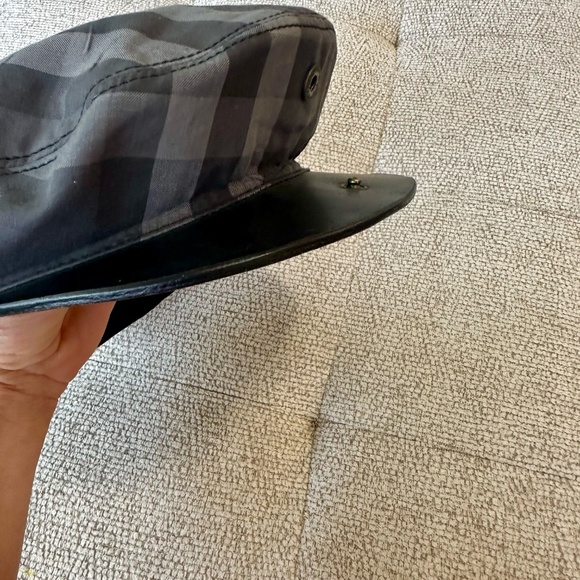 MEN'S BURBERRY VINTAGE GRAY NOVA CHECK NEWSBOY FLAT CAP HAT - Picture 4 of 8